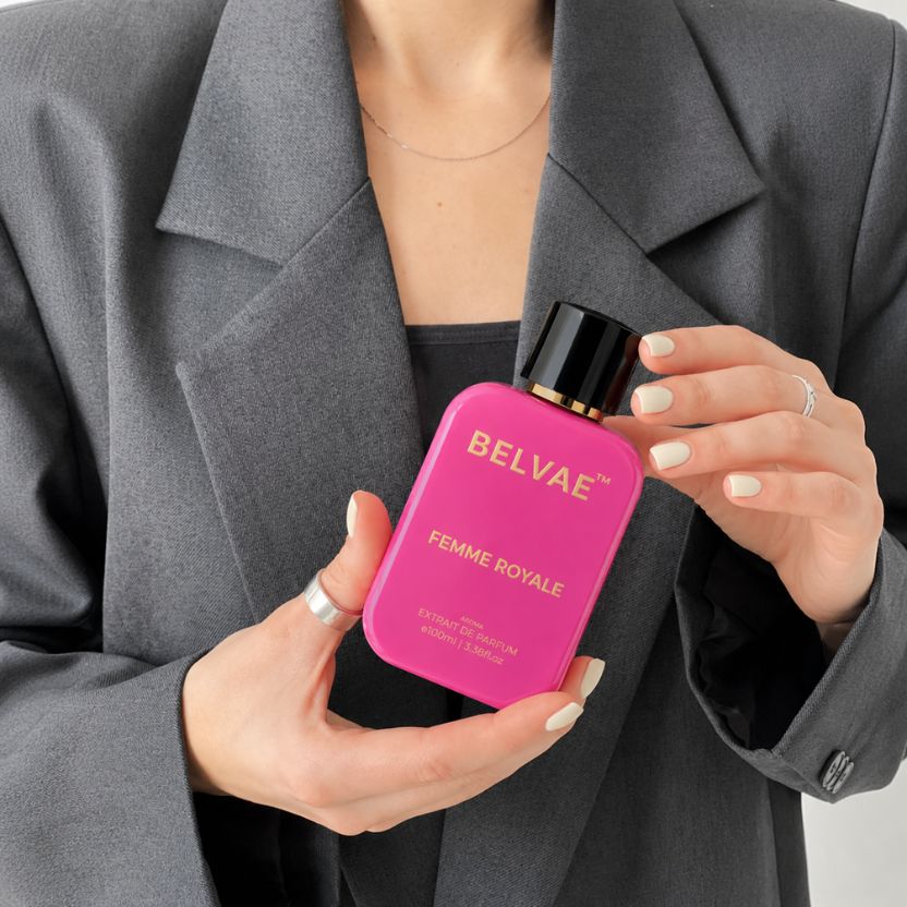 FEMME ROYALE